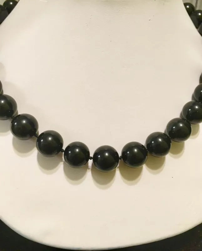 Poised in Pearls Necklace